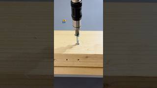 Remove a Stuck Screw in 10 Seconds #lifehack #diy #tools #woodworking #hack