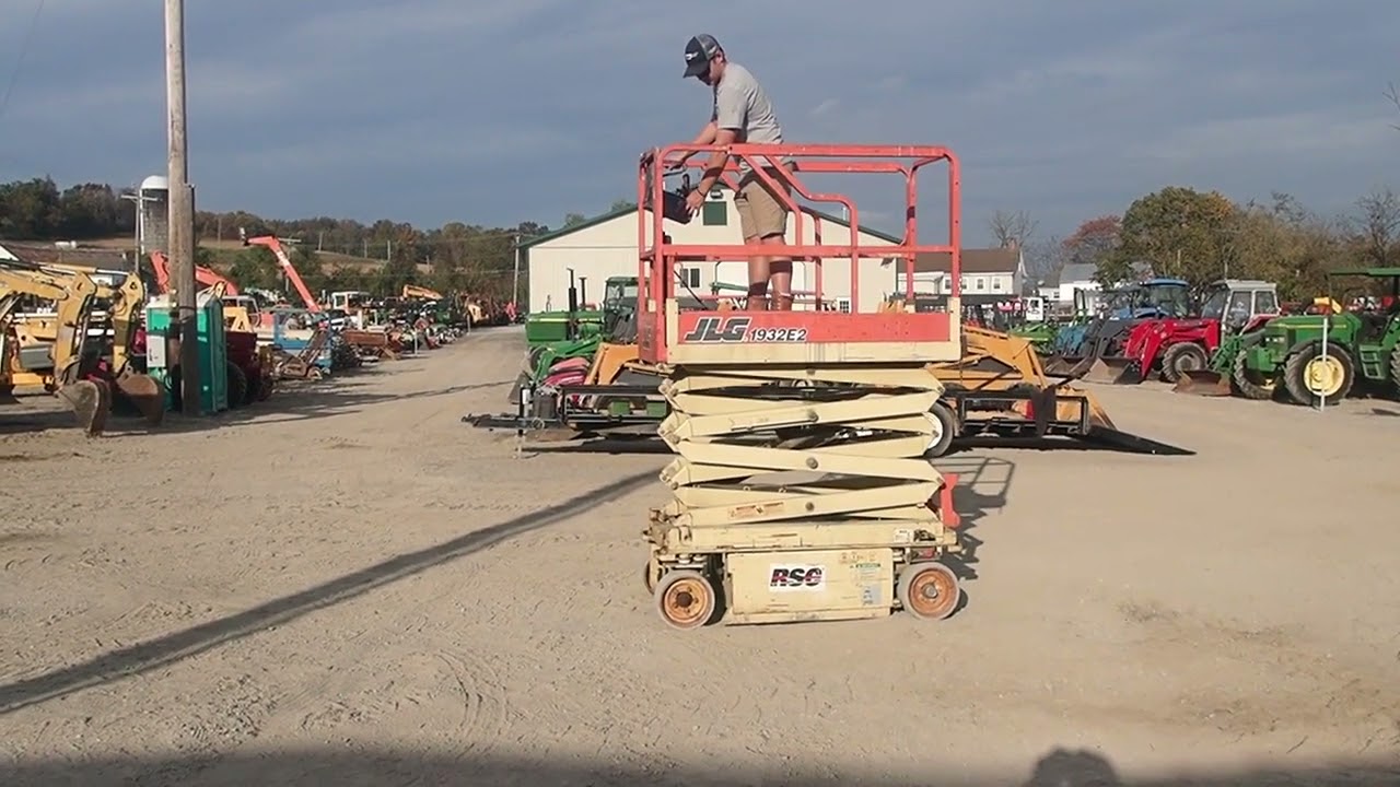 JLG 1932E2 SCISSOR LIFT For Sale YouTube