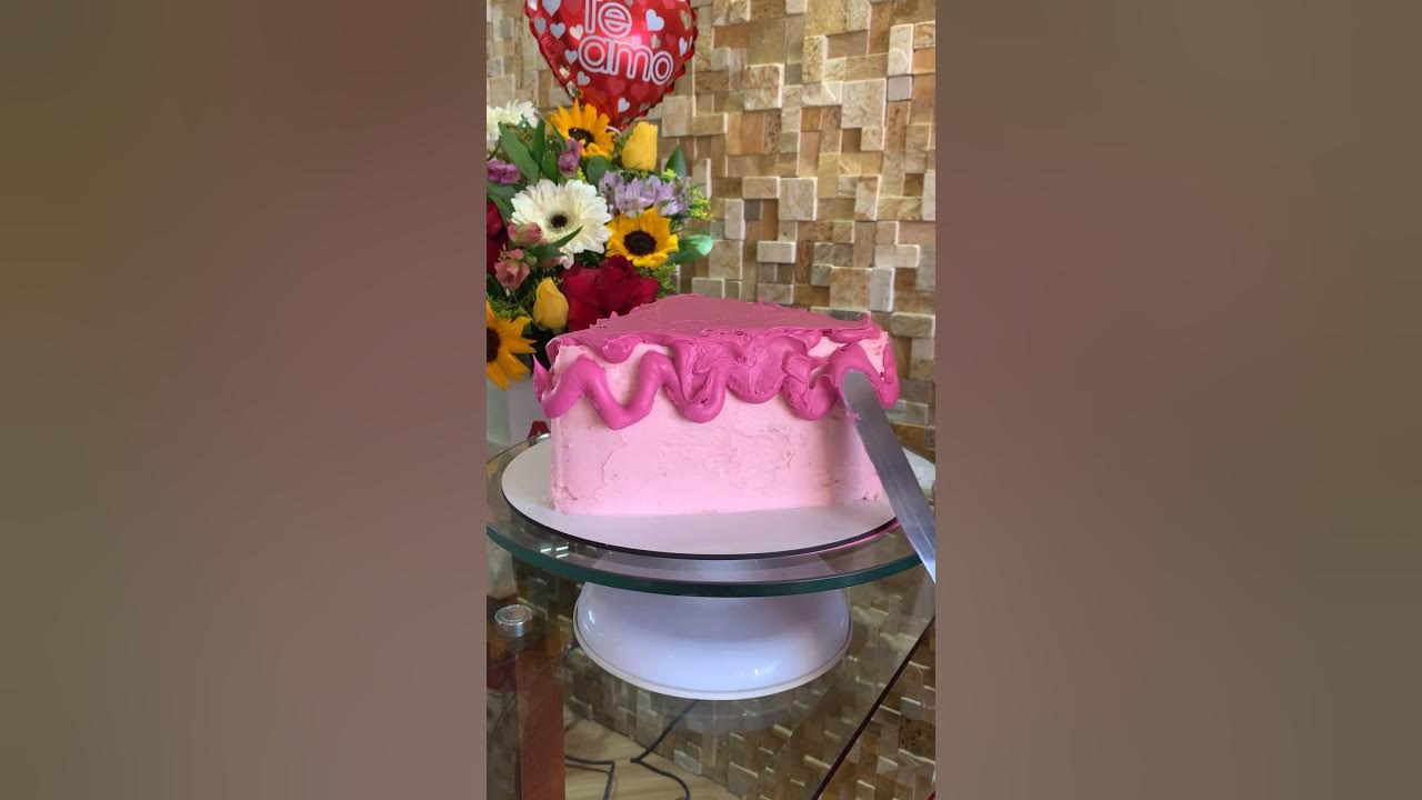 Seucreyson-24anos-melhor idade - Olha o bolo de aniversário do
