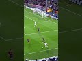 Rolando vs Messi