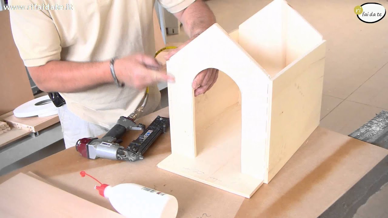 Come costruire una cuccia del cane di legno idee green