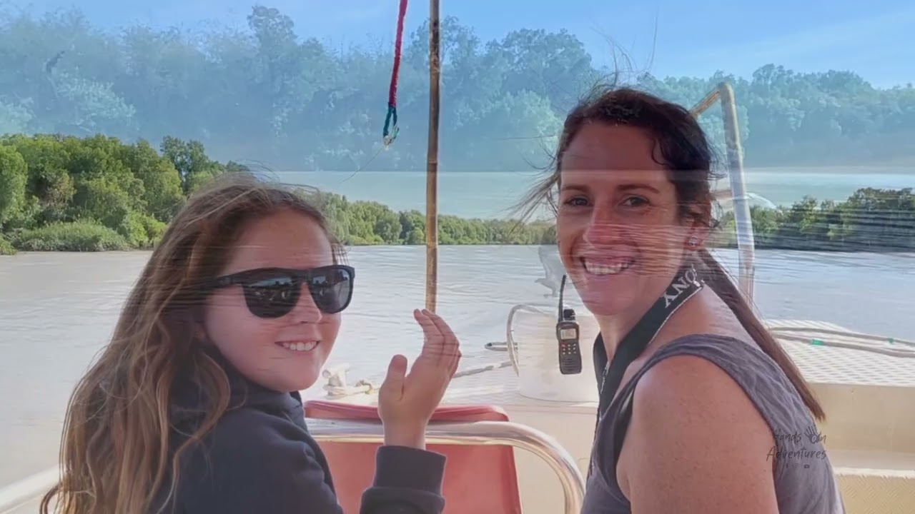 EP 15  Barkhut, Jumping Crocs & Darwin