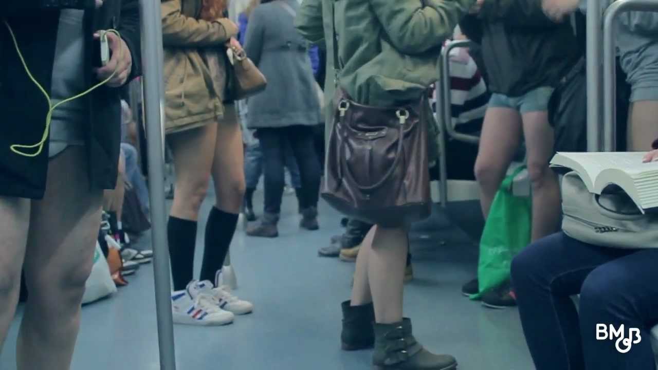 Barnamob: No Pants Subway Ride Barcelona 2013