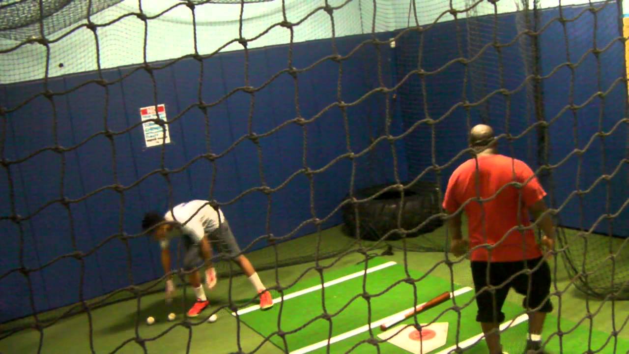 hitting the gym QUENTIN HOLMES@HARLEM BASEBALL HITTING ACADEMY