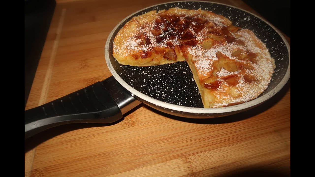 Gâteau cuit à la poêle aux pommes caramélisées facile  et rapide