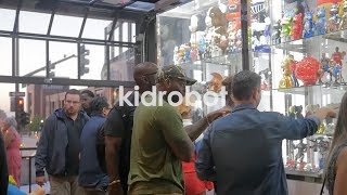 Kidrobot Show Me The Munny Custom Art Toy Exhibition 2018 At Bait Denver