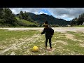 El niño especial que intenta jugar pelota | Humberto