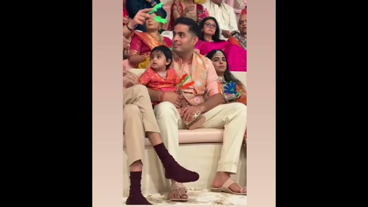 Ambani family happy moment 