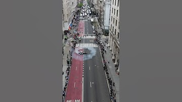 Lewis Hamilton does donuts in an F1 car in New York City Streets 🍩🔥💨