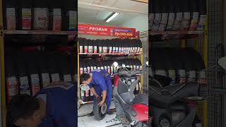 Musim Hujan  Ganti Ban