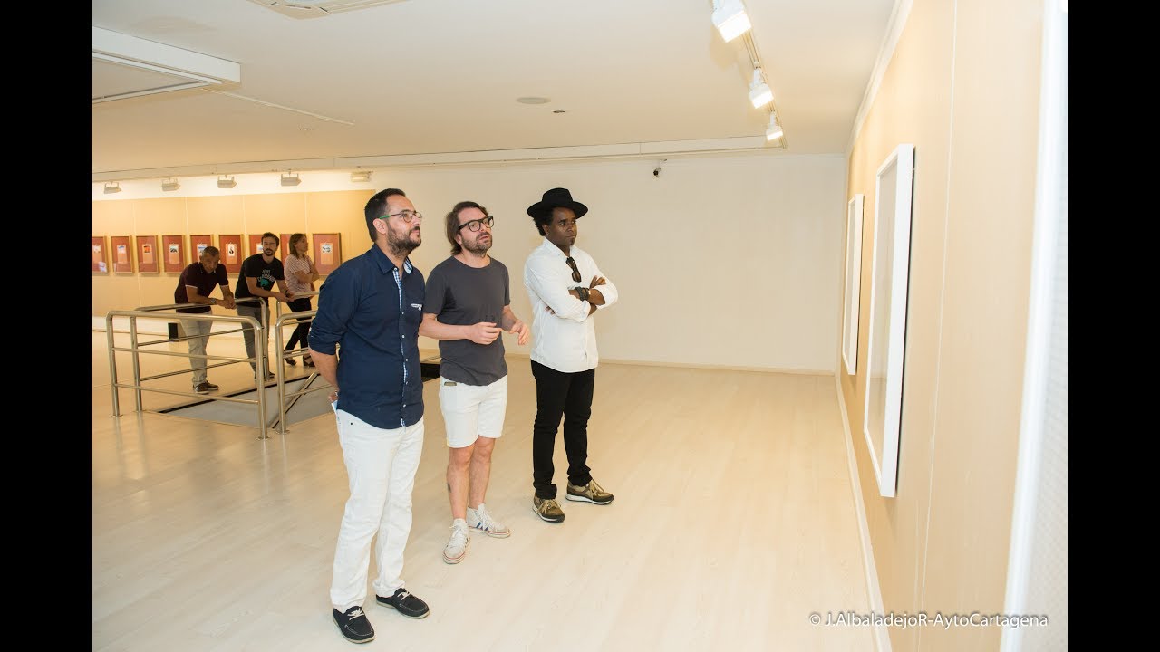 El trabajo y la desigualdad se analizan en la exposición 'El Ladrillo' noticias de ultima hora