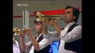 Svetozar Lazovic Gongo - Pogledaj de, mala moja (Folk Majstori, RTS TVB, 1990.) (TRUBAČI) chords