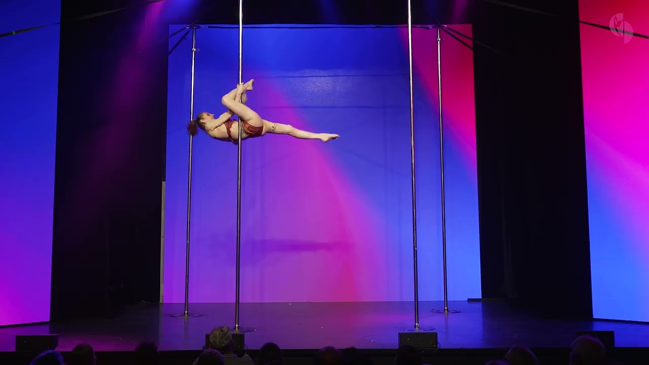 Laure Turner Pole Dance