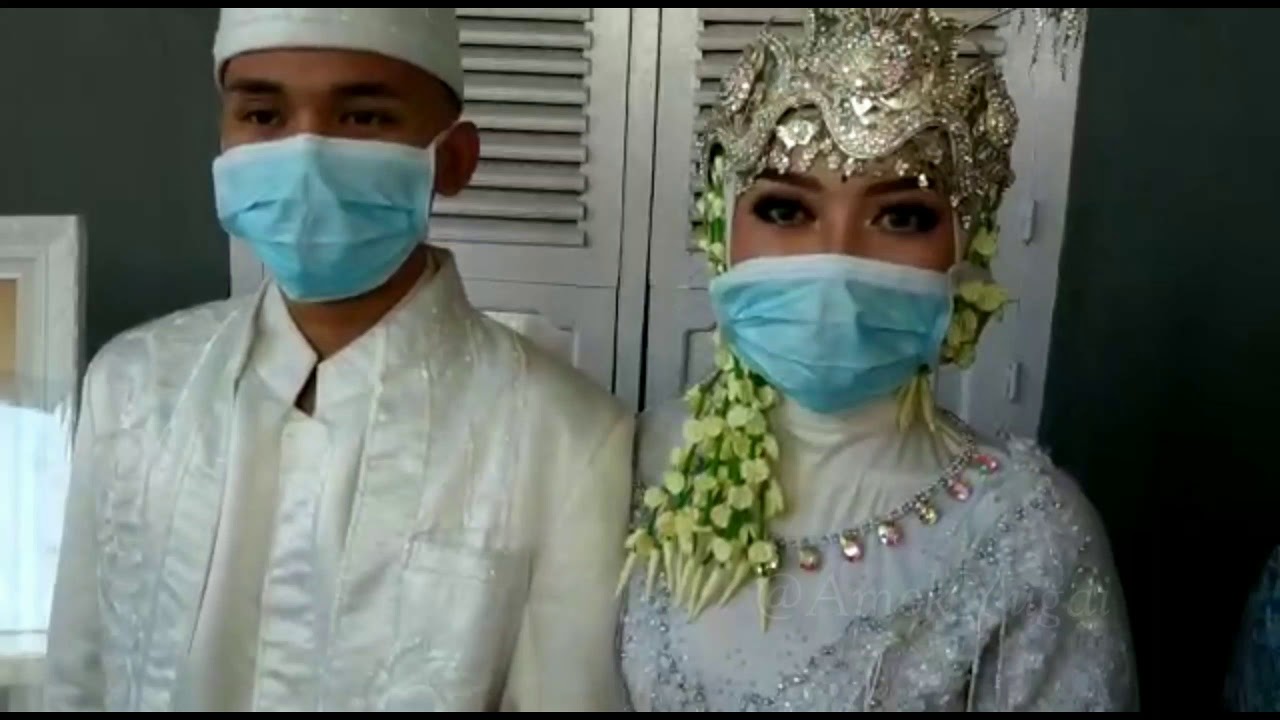  VIRAL  Masih pakai baju  pengantin  hadiri pelantikan 