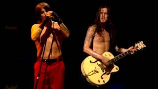 [HD] Red Hot Chili Peppers - "Californication" - Live @ Slane Castle 2003 [Remastered]