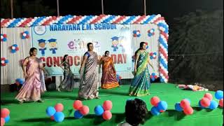 Amazing dance by teachers in narayana school # teachers dance # viral # trending