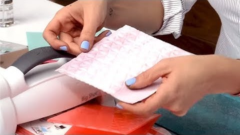 How to Use 3D Embossing Folders | Sizzix