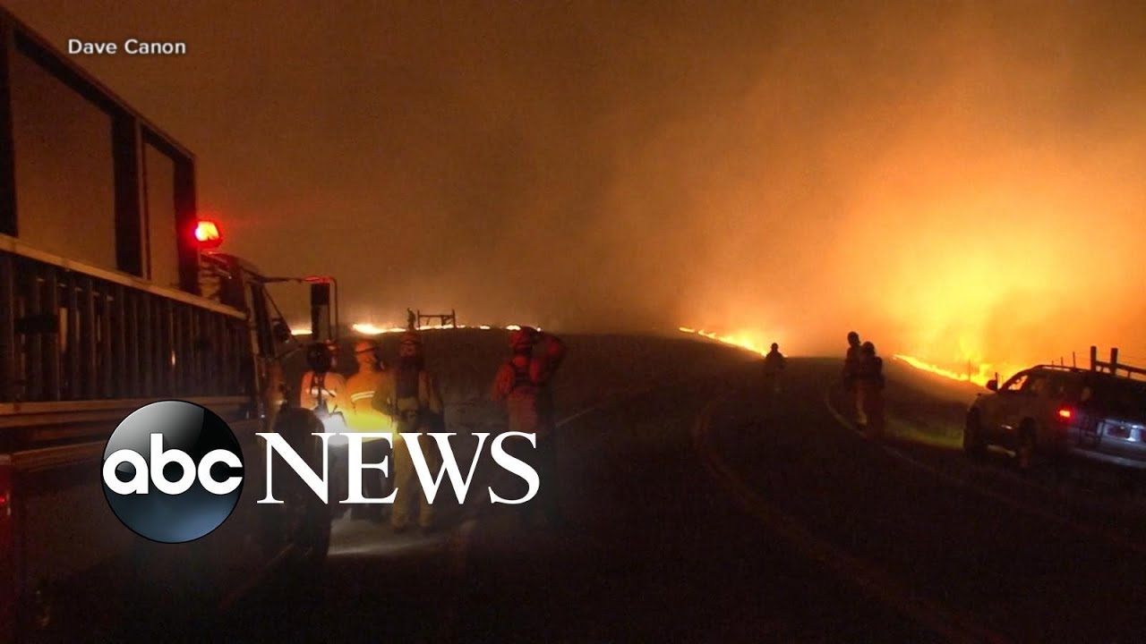 Wildfire rages across California wine country l ABC News