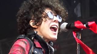 Download Lagu LP - Up Against Me - Live à Saint-Nazaire le 29.07.2017 MP3