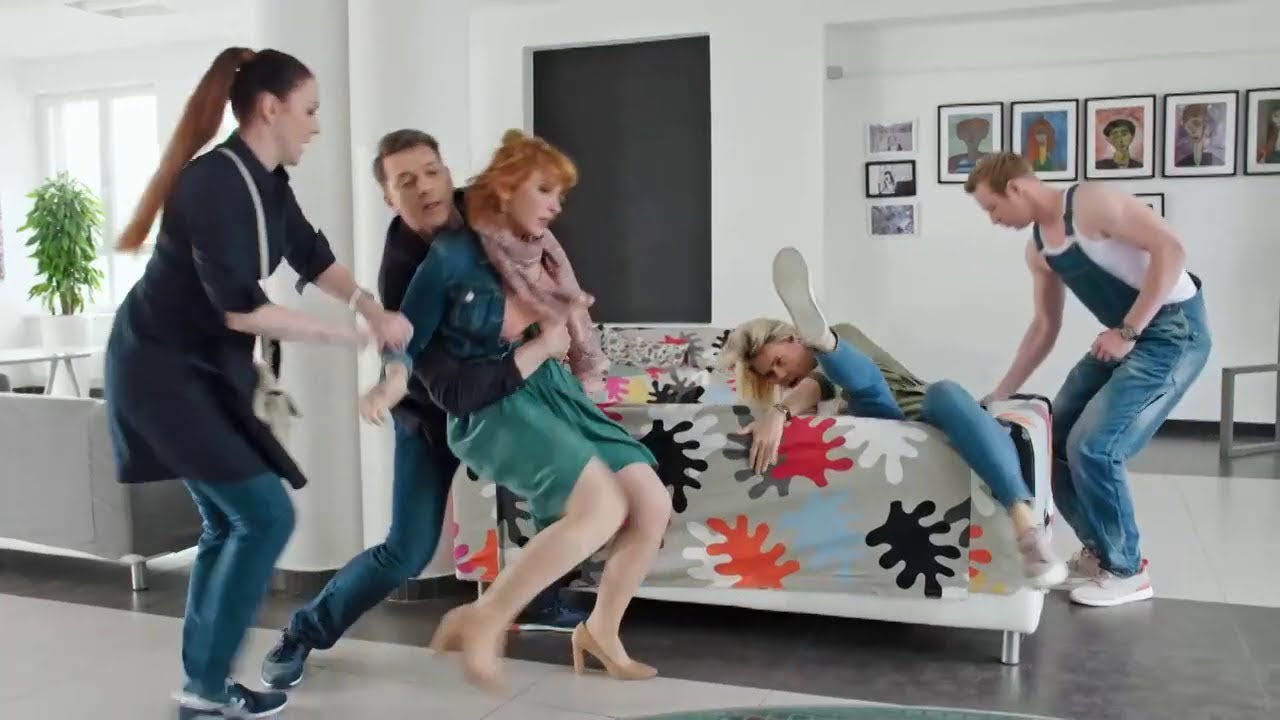 Mamičky si skočili do vlasov (BOLA RAZ JEDNA ŠKOLA)