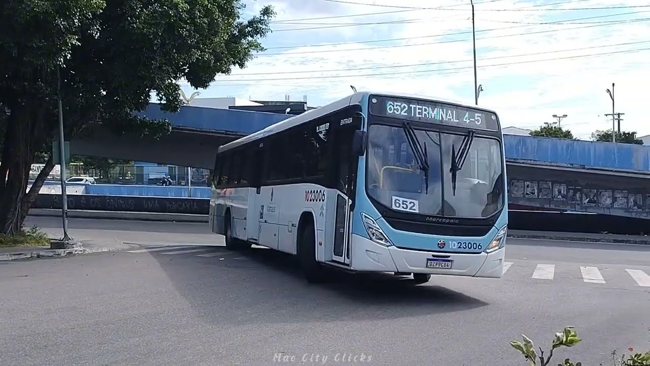 Movimentação de ônibus no Terminal de Integração 5 - São José