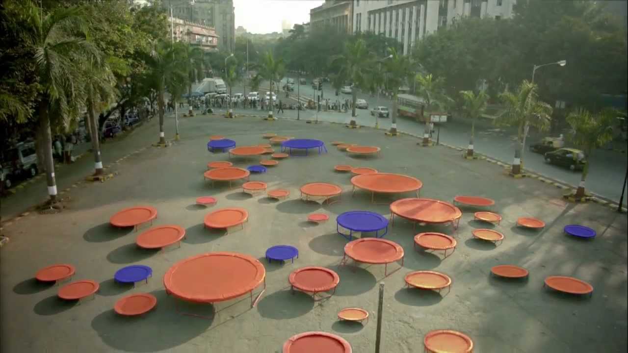 Max For Life: Sar Jo Tera Chakraye TVC