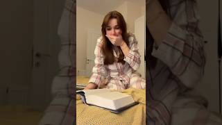 Erkek Karakterin Alıntılarını Okumak Seri Powerless