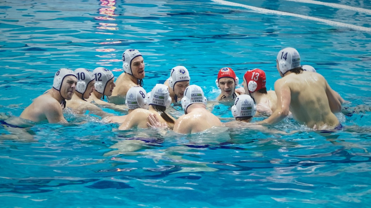 Waterpolo game shot with GH7