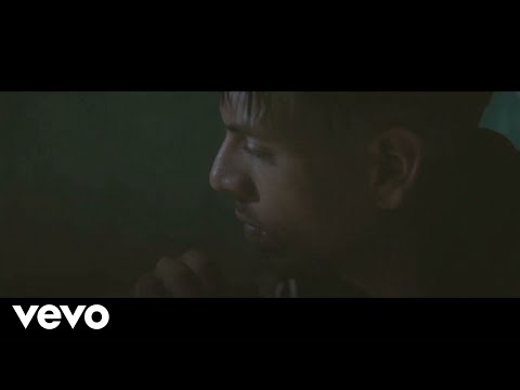 YL - Pas pareil ft. Timal