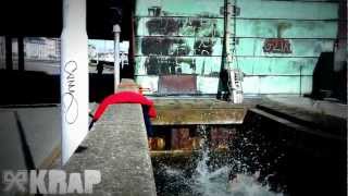 Kong Fail to Water - Lucky man !