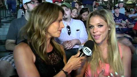 Jenn Hildreth interviews FOX Sports 1's Julie Stew...