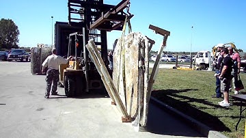 How to unload a closed top container - video 2