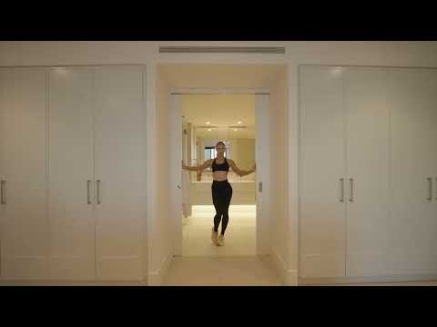 Royale 3201, Surfers Paradise