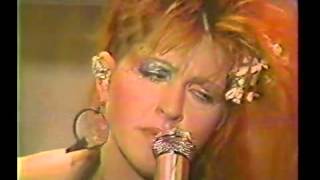 cyndi lauper when you were mine live 1984