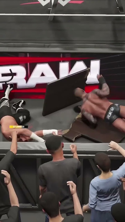 WWE RANDY ORTON RKO OUTSIDE THE RING THROUGH A TABLE!!!