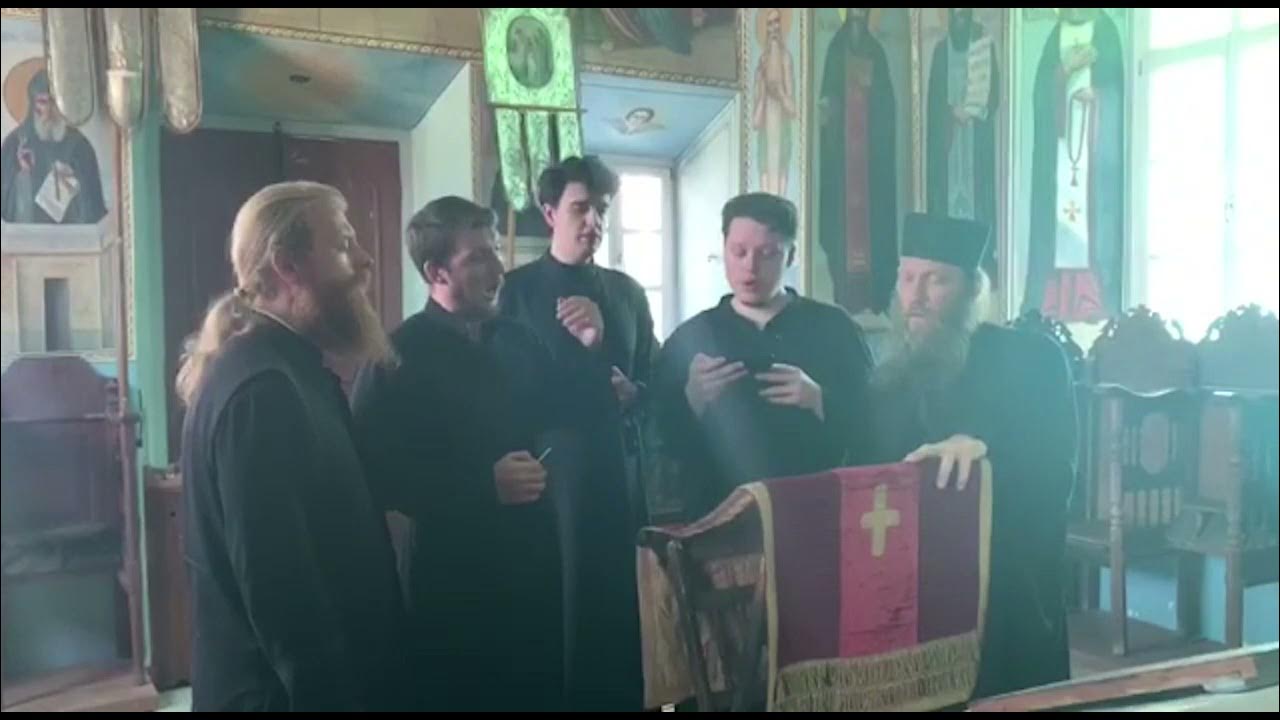 Пение афонских монахов. Песнопения афона. Монахи горы афон. Пение афонских монахов. Византийское пение афон.