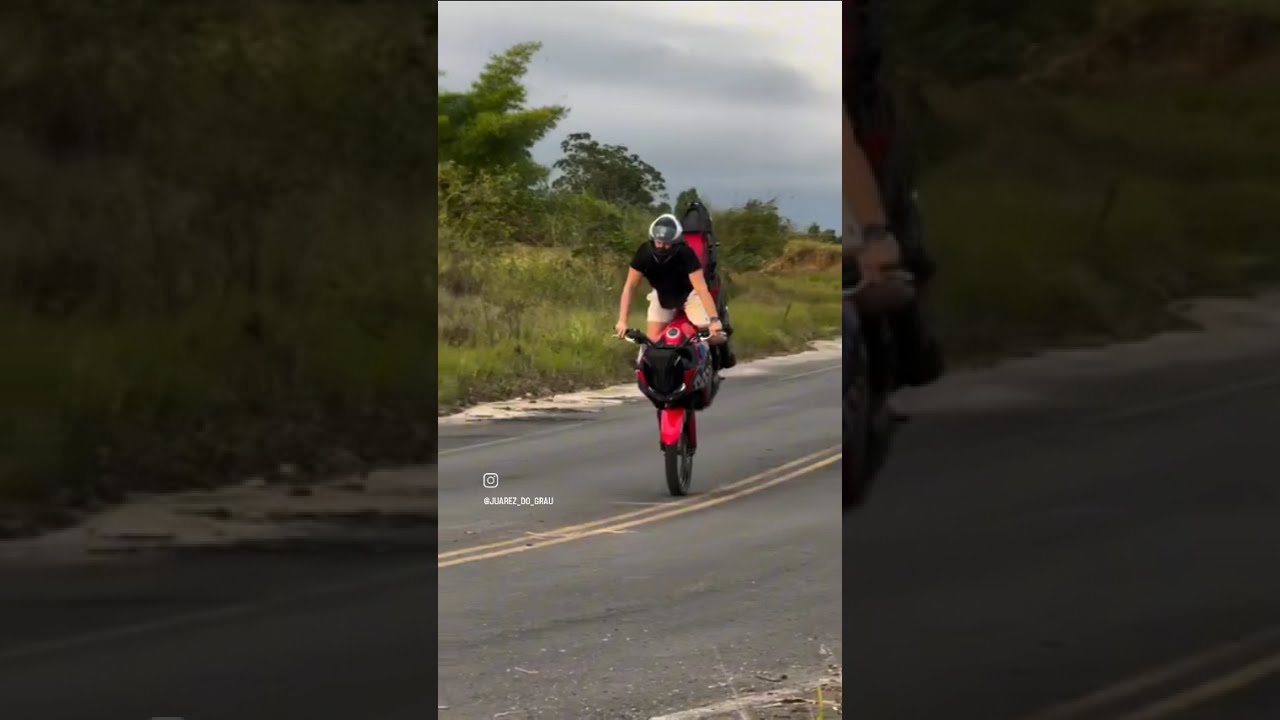 👉 Fazendo RL de Moto na Quebrada 😎 | Manobras Insanas