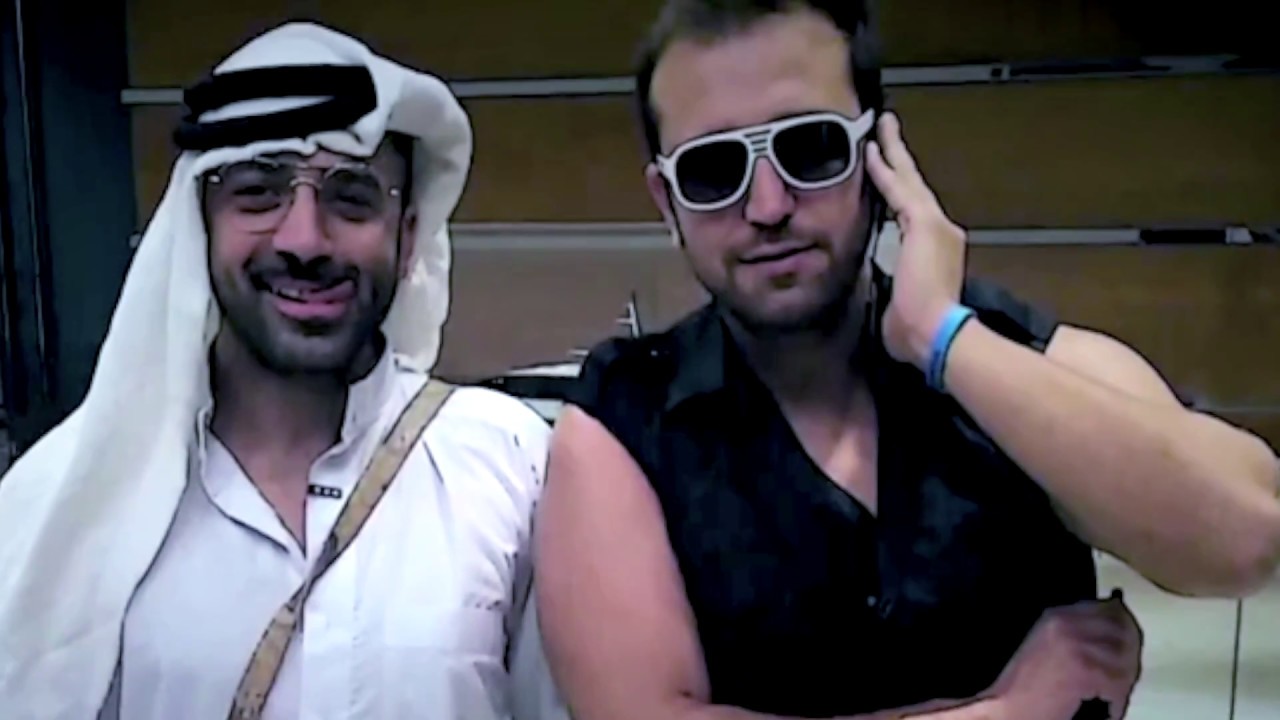 Emigratis - Dall'Italia | Pio e Amedeo feat. Musicomio