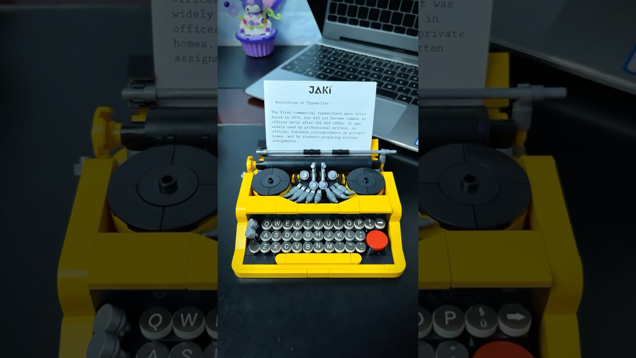 Retro Vintage Typewriter Bricks 📠 