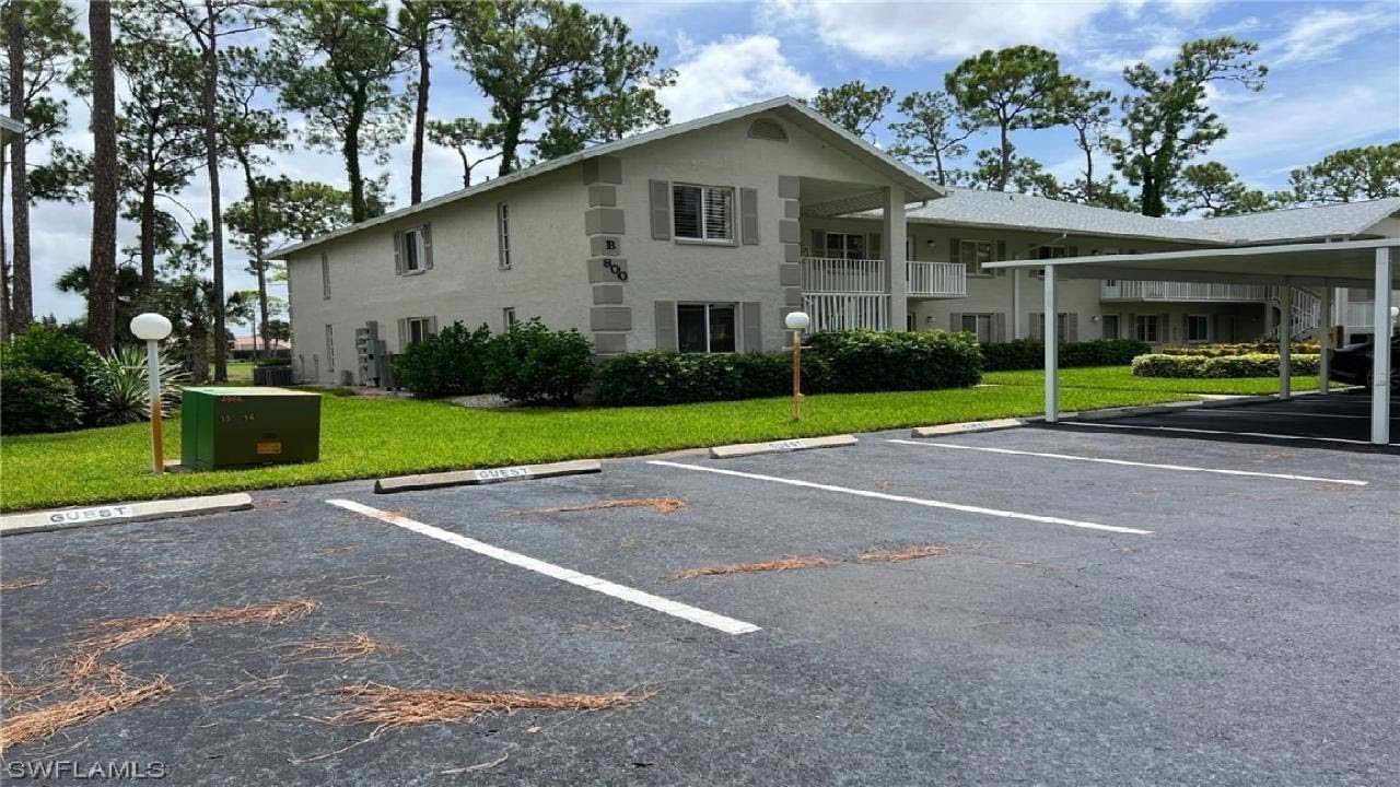 800 Augusta Boulevard, NAPLES, FL Presented by Rebecca Geiger.