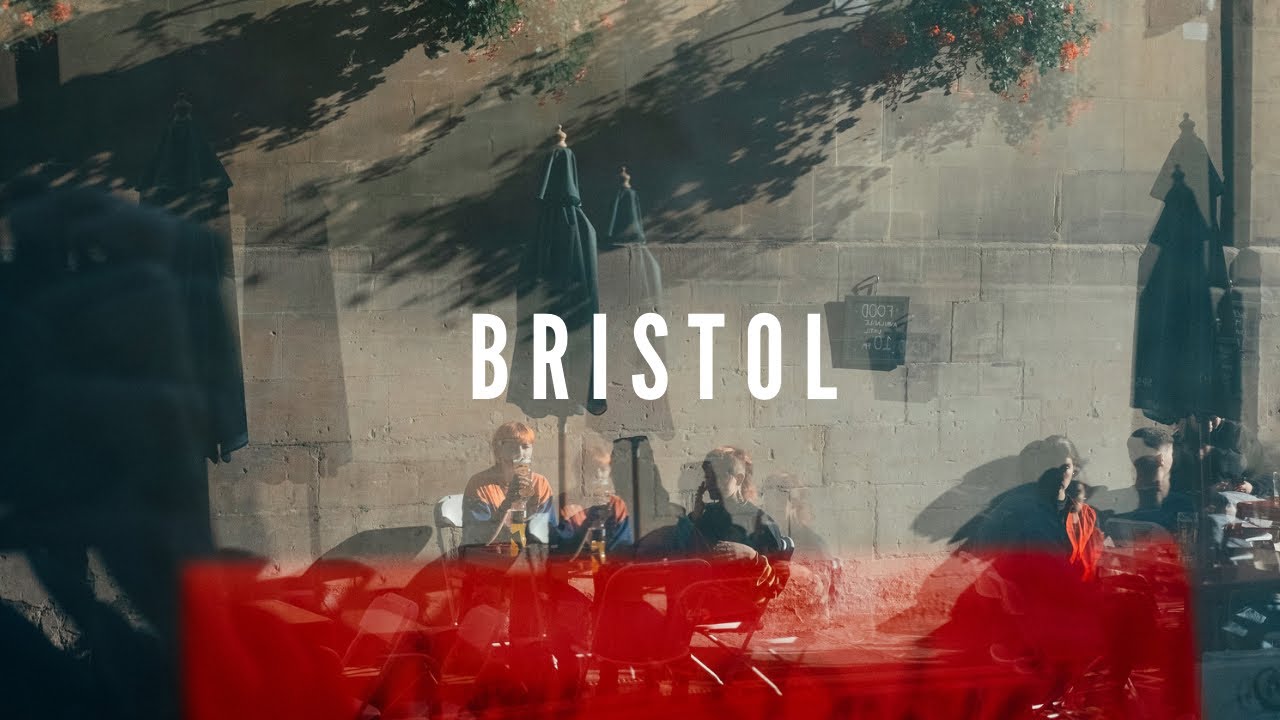 Sunny Day Street Photography (Fujifilm X-T2)