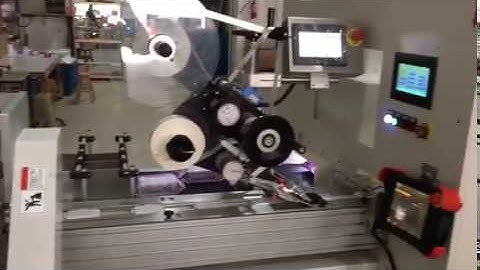 robotphoenix high speed wet baby wipe lid application machine 60-140PPM with delta robot design