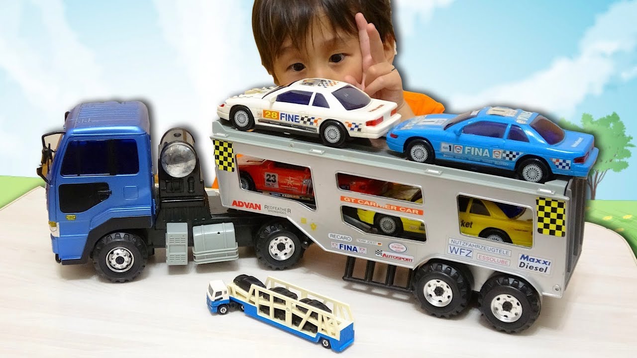 トミカキャリアーカー３台　モータートミカ トミカワールド トミカとあそぼう！キャリアカーセット｜トミカ