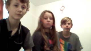 Watching Ronald McDonald tastes burger king 😂😂 try not to laugh