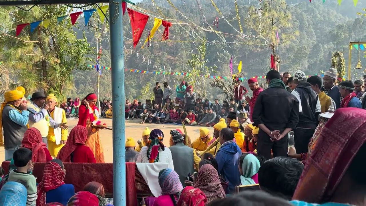 ढोल-दमाऊ की गूंज, श्रद्धालुओं की आस्था और हमारी पहाड़ी संस्कृति की झलक !🙏
