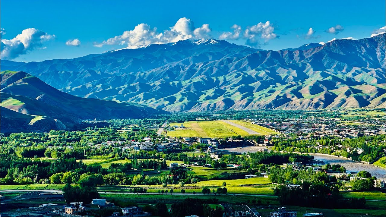 معرفی استان/ولایت بدخشان و نمای زیبای شهر فیض آباد. 