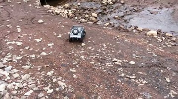 Axial SCX10 TR Video