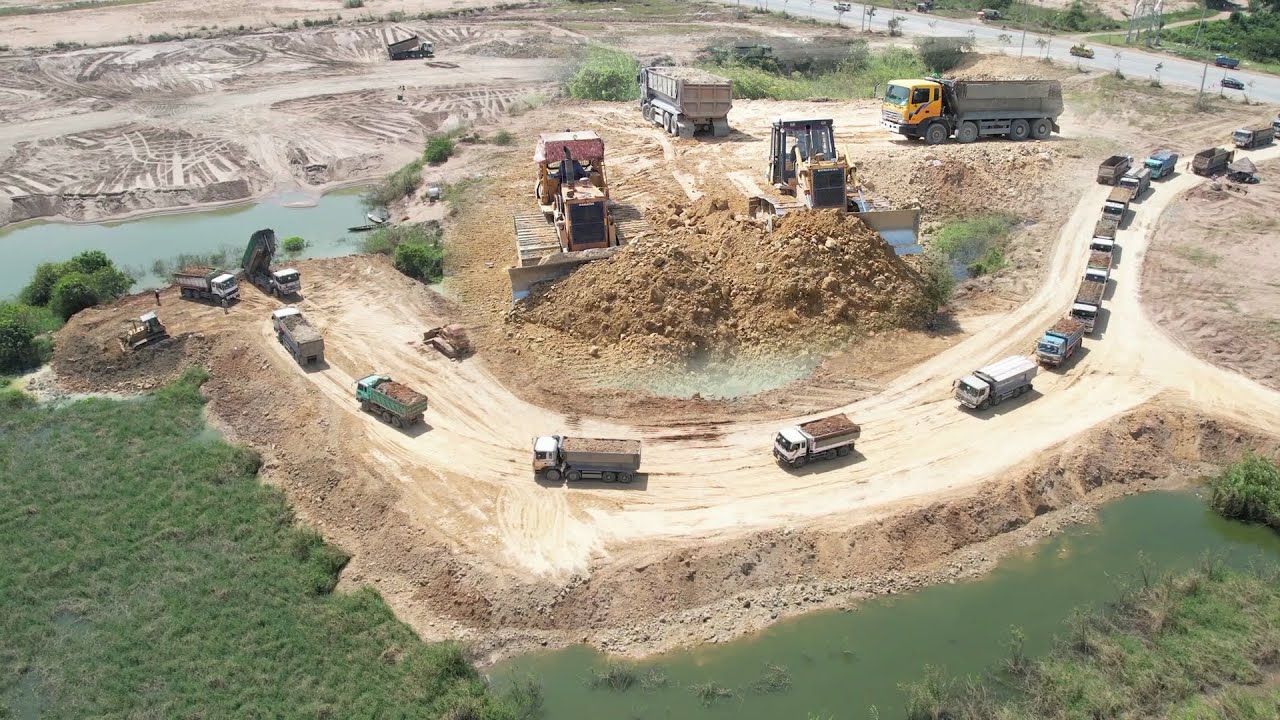 Great Fantastic Project New Road Building By 2 KOMATSU Bulldozer and More 25Ton Truck Delivery Dirt