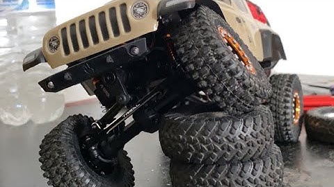 Scx24 Gladiator double barrel shocks and Treal steering links upgrade