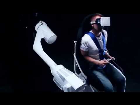 Video: MMOne är En Tre-axlig Virtual Reality-stol Ansluten Till En Kran